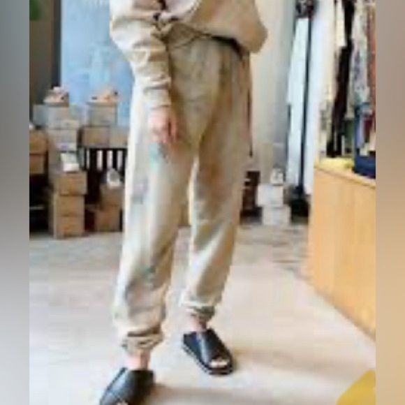 John Elliott Belted Joggers - Picture 1 of 5